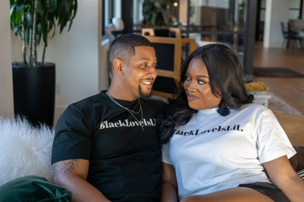 Black 'Signature Tee'